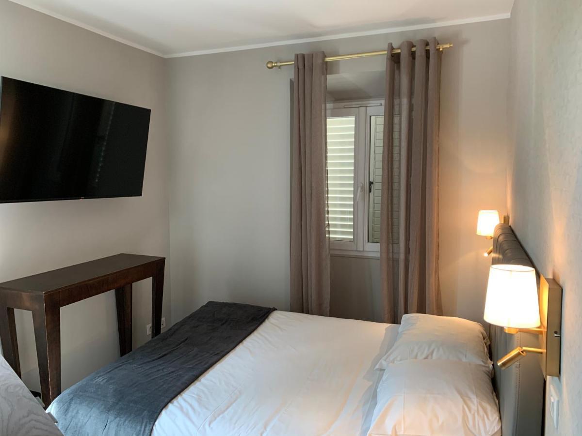 Hôtel La Villa d'Èze Extérieur photo